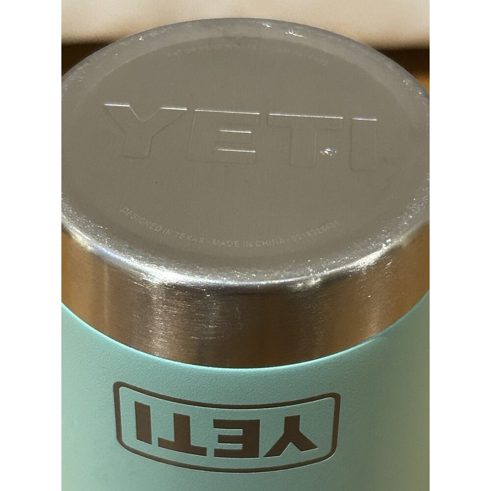 Yeti 20 oz Rambler Tumbler in Seafoam - Picture 7 of 7